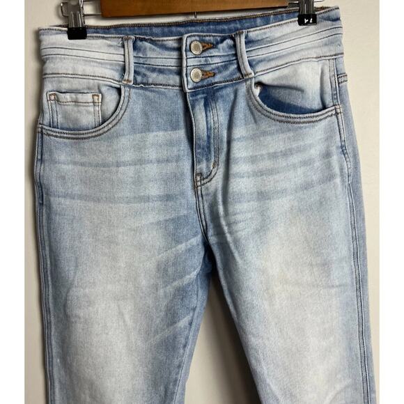 KanCan Signature High Rise Flare Stretch Jeans Light Wash Raw Hem Size 28 Womens - Picture 5 of 9